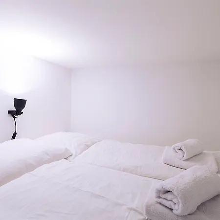Charming In Historic Old Town Apartment